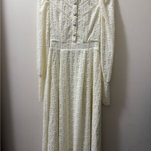Elegant Cream Lace Dress